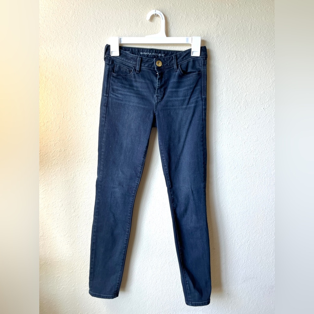 Banana Republic Women's Dark Blue Skinny Jeans